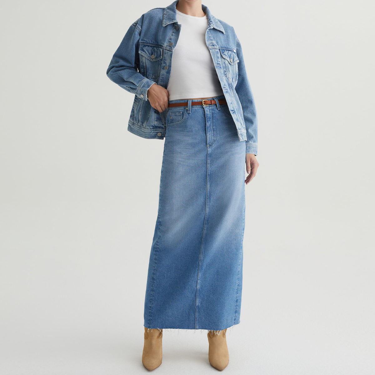 Vintage-tyylinen korkeavyötäröinen denim-midihame, jossa on halkio
